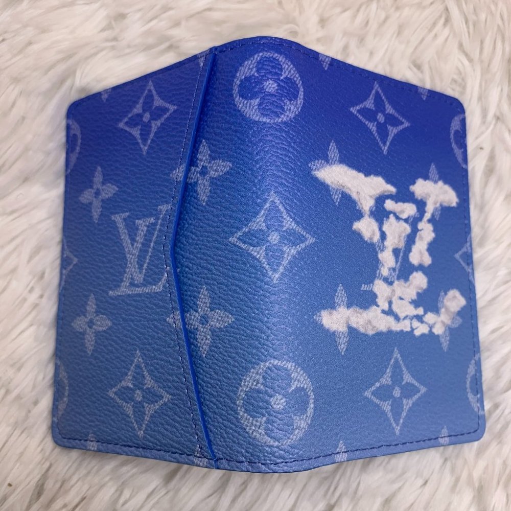 ❌SOLD❌ Louis Vuitton Clouds Pocket Organizer Card Wallet PO Virgil Abloh Blue - Picture 4 of 14
